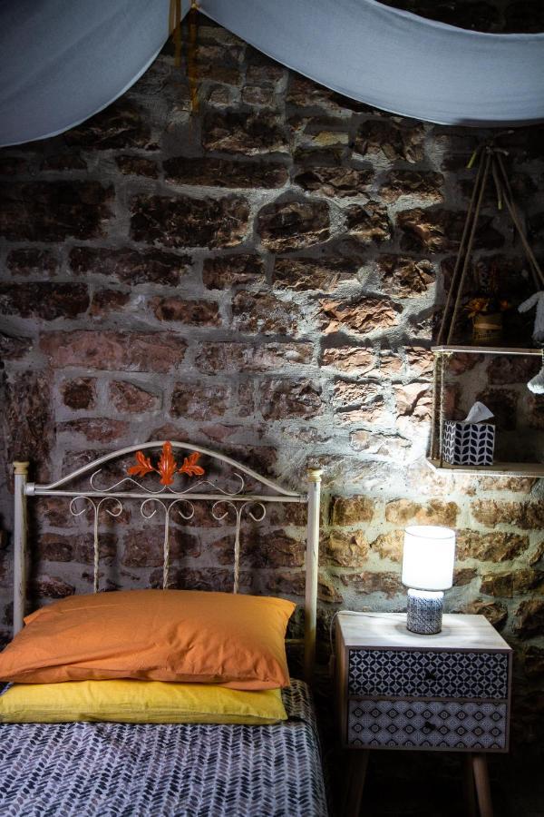 Casa Cristiano Bed & Breakfast Piobbico ภายนอก รูปภาพ